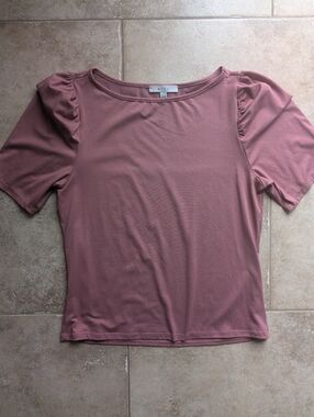 Super Soft Dusty Pink/Mauve T-shirt with Puffy Shoulders